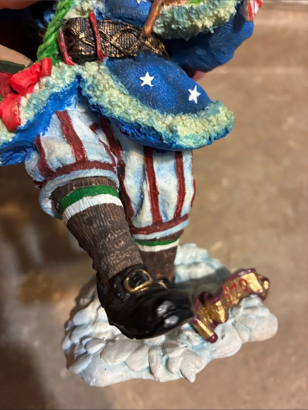 Galleria Lucchese 1993 Patriotic Blue Santa Figurine - Home Holiday Décor